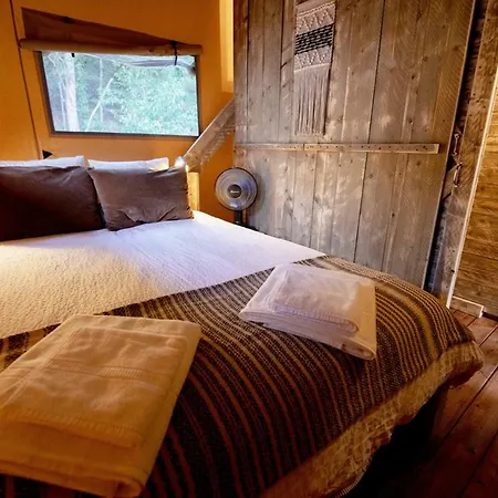 Glamping Bora Chata Las Serras