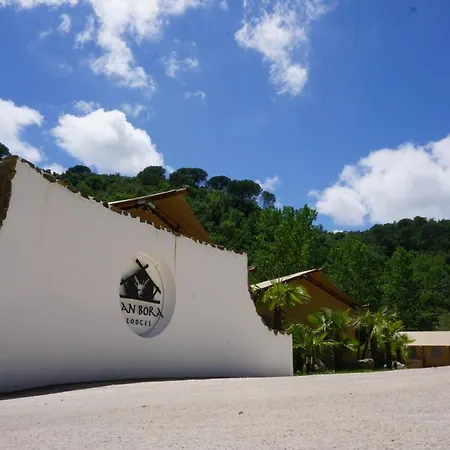 Bora Lodge *