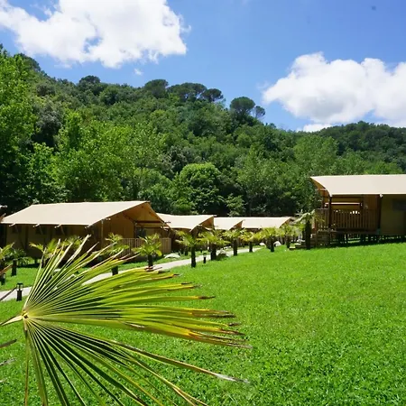 Bora Lodge