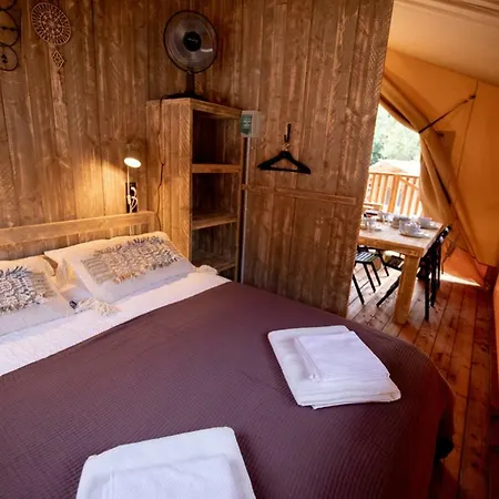 Lodge Glamping Bora