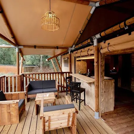Glamping Bora Деревянный коттедж *