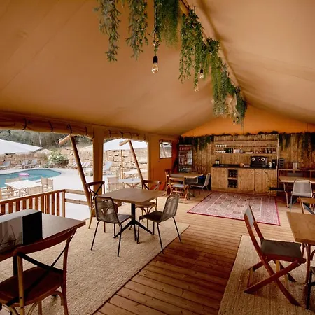 Glamping Bora Lodge *