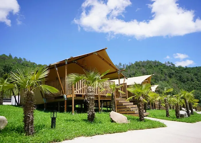 Alojamento de Turismo Selvagem Glamping Bora Las Serras