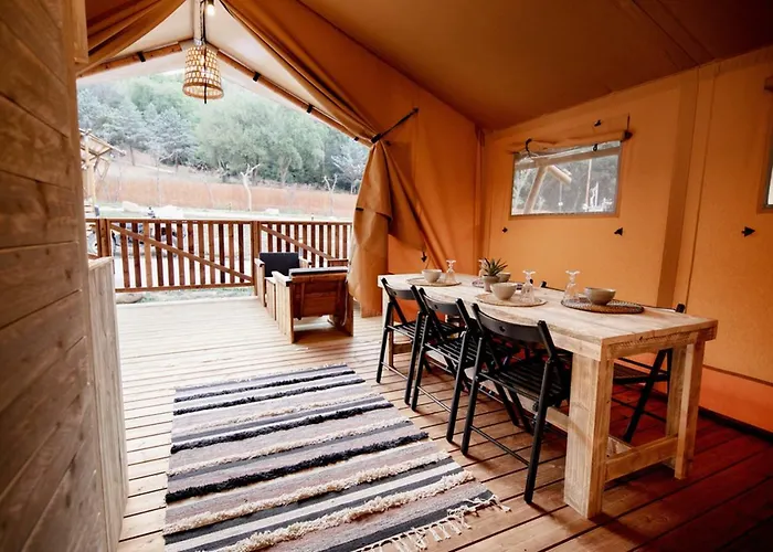 Alojamento de Turismo Selvagem Glamping Bora